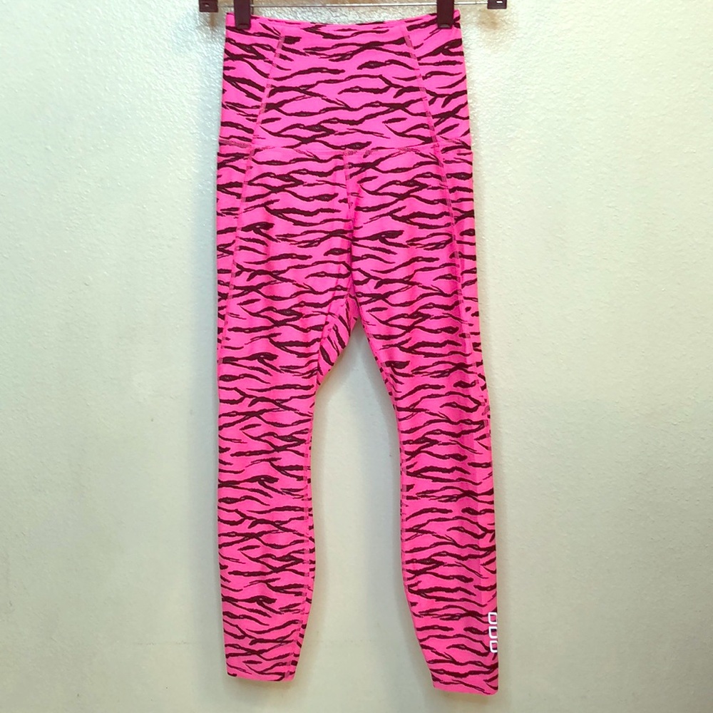 LORNA JANE Zebra Tights HOT PINK! Size XS